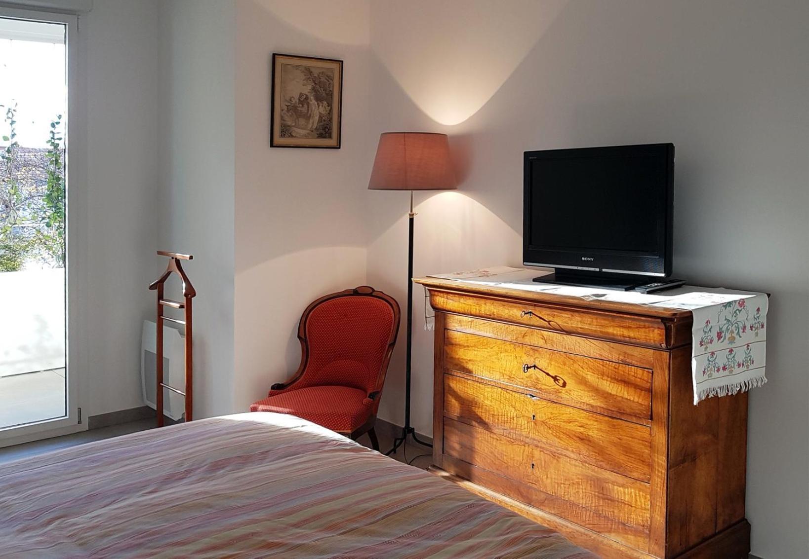 Appartement Centre Ville Beaux Arts 2 Personnes Calme Et Confort Montpellier Luaran gambar